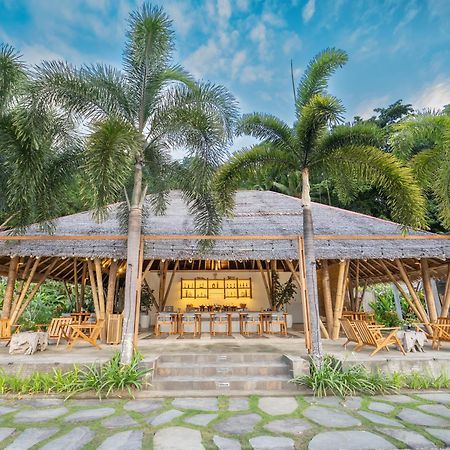 D'Lagoon Dive Resort Bitung Eksteriør bilde