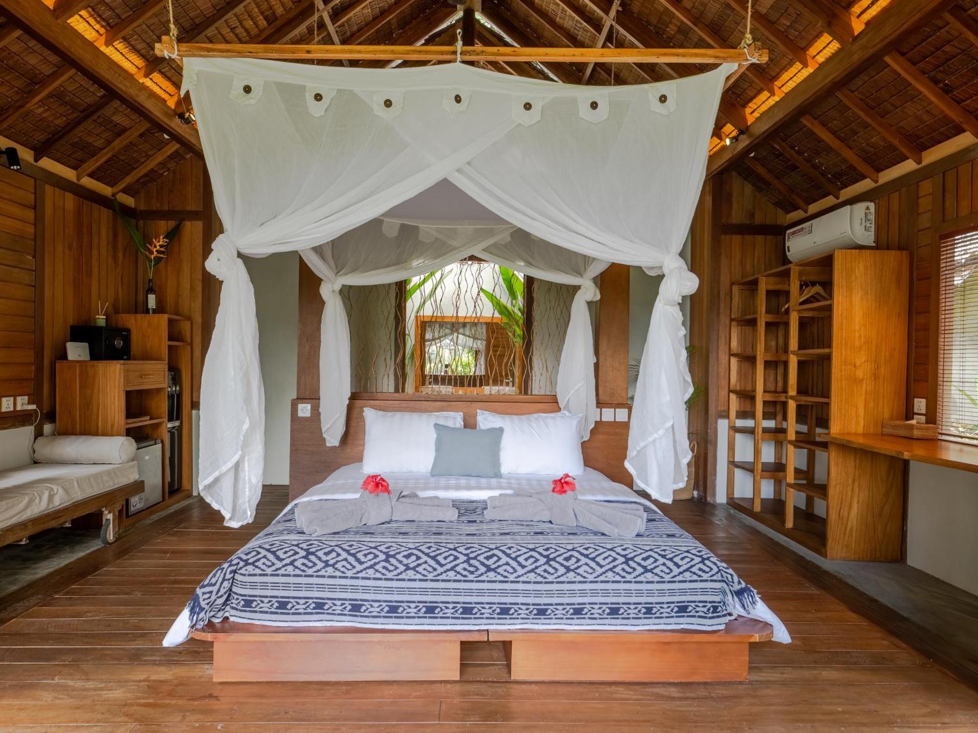 D'Lagoon Dive Resort Bitung Eksteriør bilde