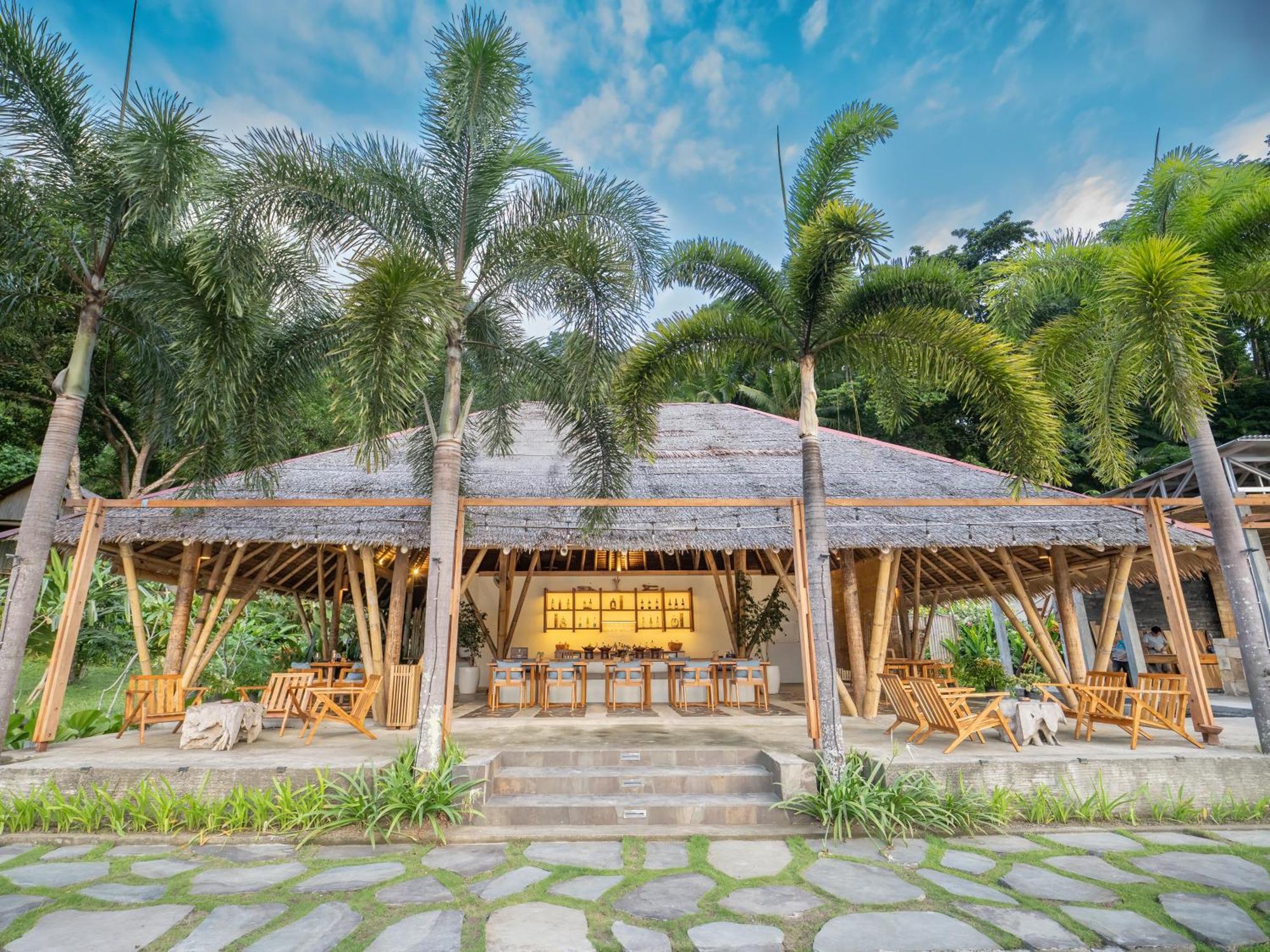 D'Lagoon Dive Resort Bitung Eksteriør bilde