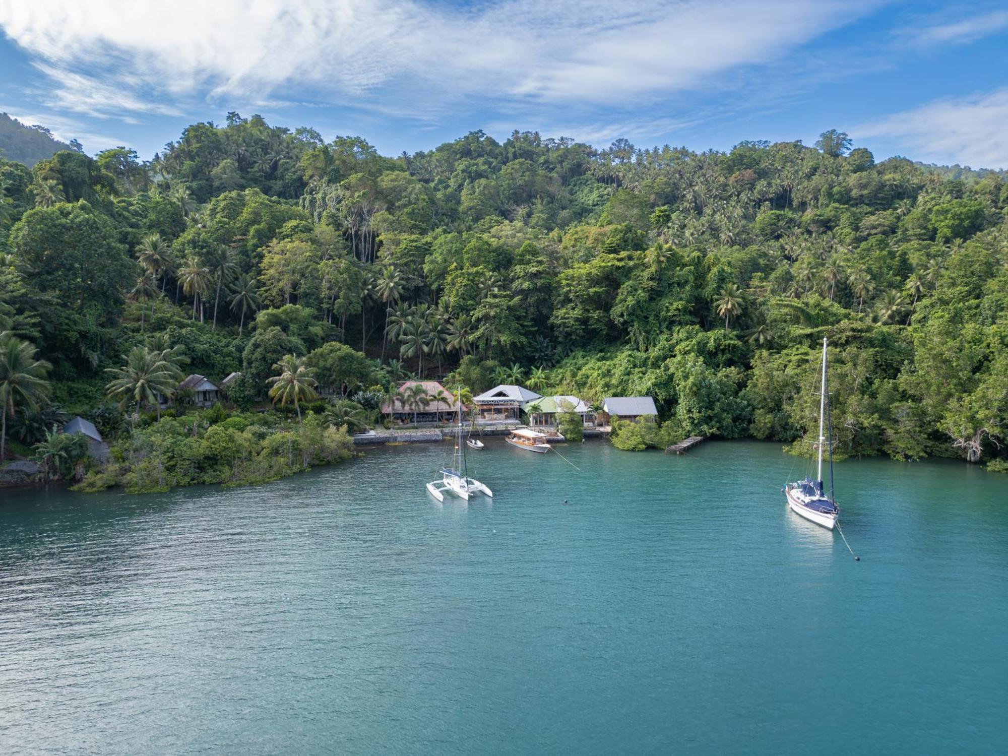 D'Lagoon Dive Resort Bitung Eksteriør bilde